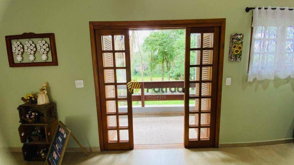 Casa à venda com 3 quartos, 474m² - Foto 4