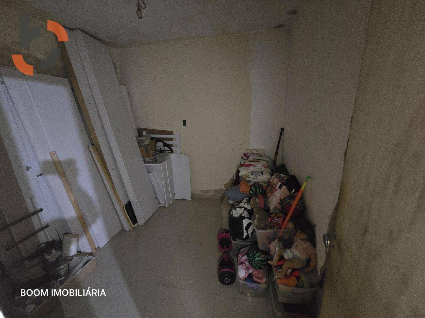 Casa à venda com 2 quartos, 170m² - Foto 18