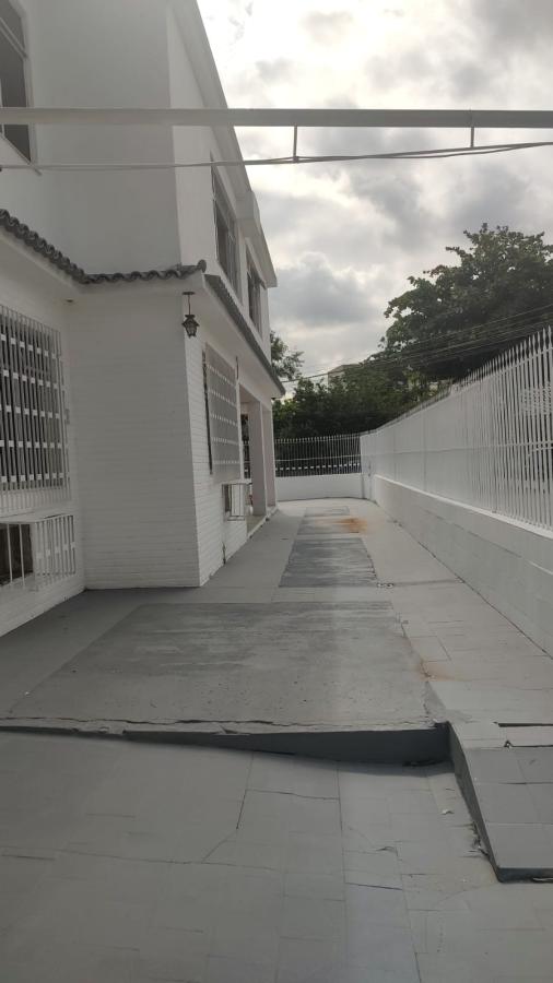 Prédio Inteiro para alugar com 5 quartos, 375m² - Foto 9