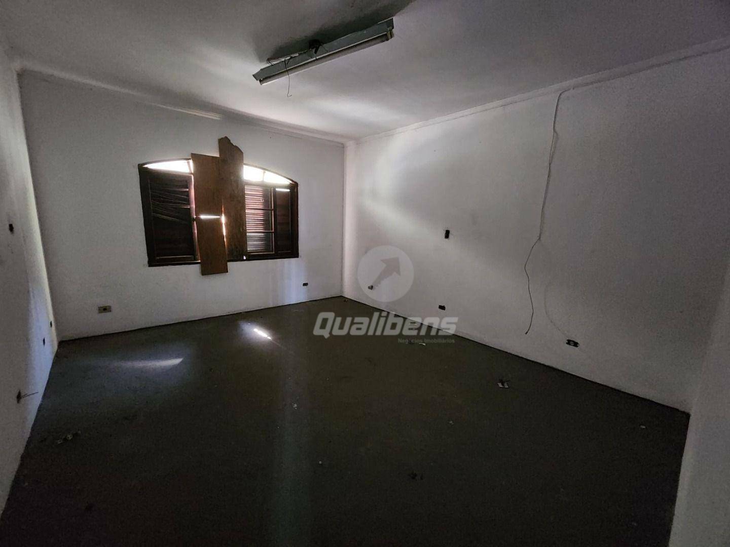 Sobrado à venda com 8 quartos, 350m² - Foto 4