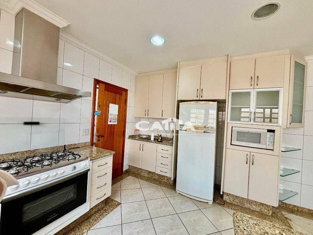 Sobrado para alugar com 3 quartos, 288m² - Foto 11