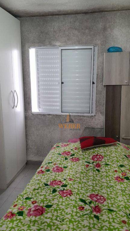 Apartamento à venda com 2 quartos, 49m² - Foto 4