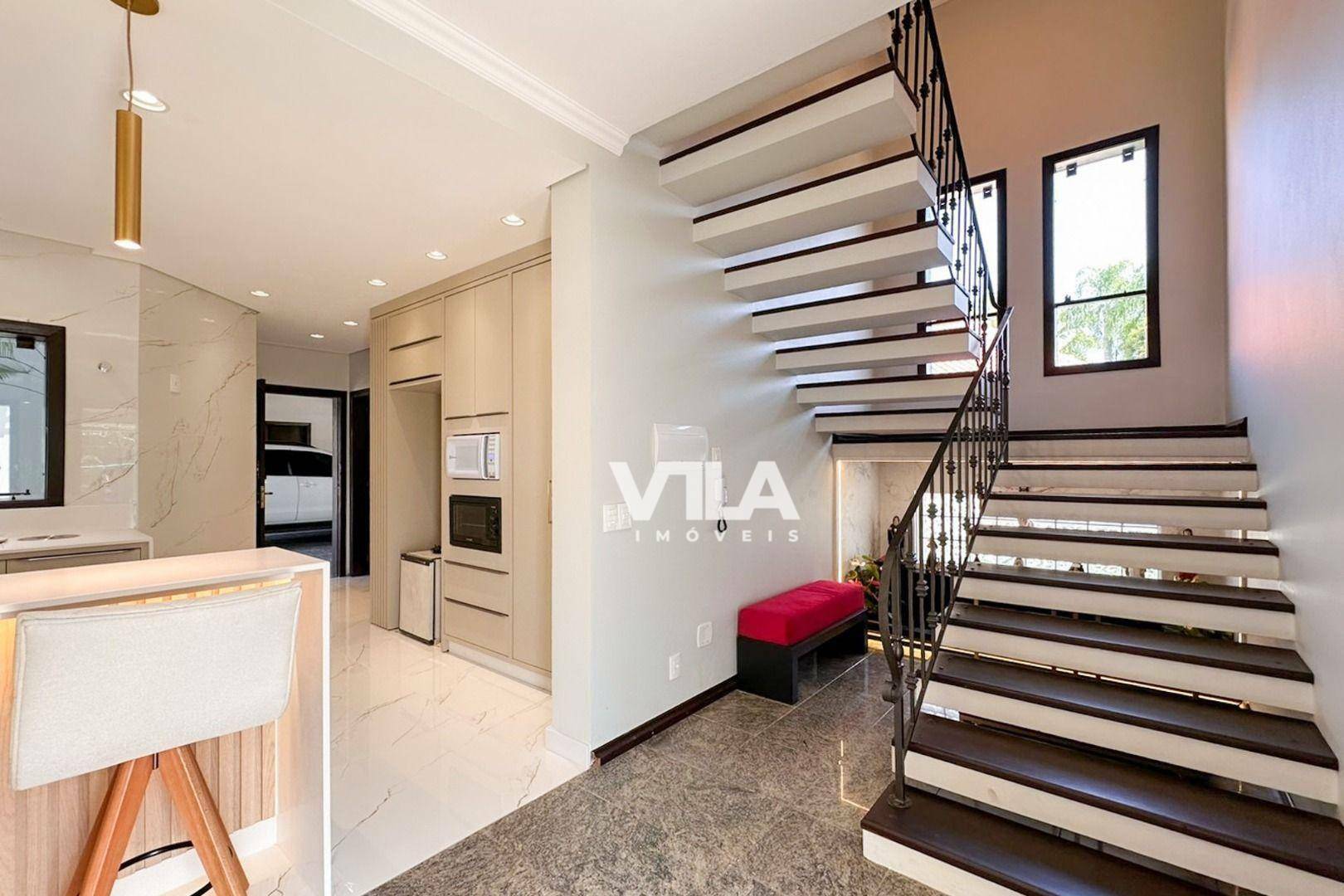 Casa à venda com 4 quartos, 313m² - Foto 30