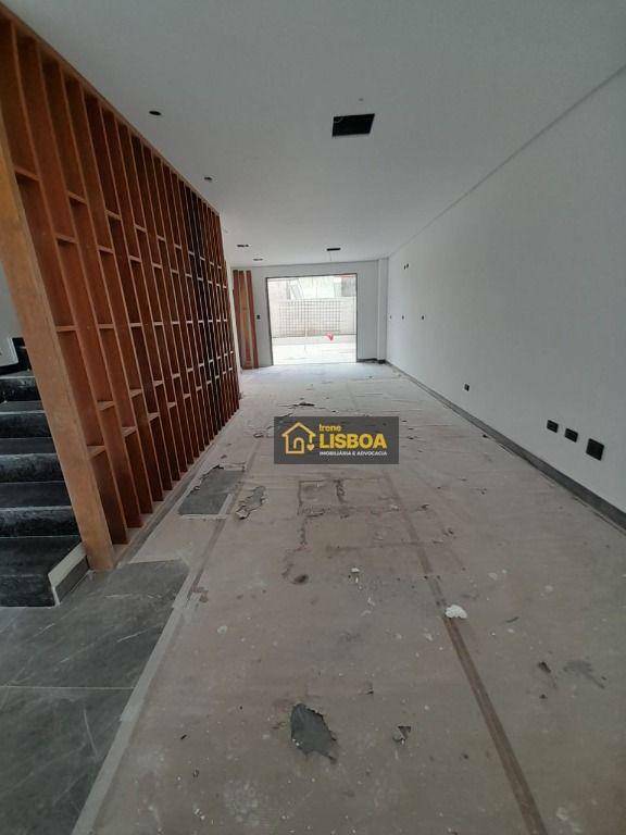 Sobrado à venda com 3 quartos, 142m² - Foto 1