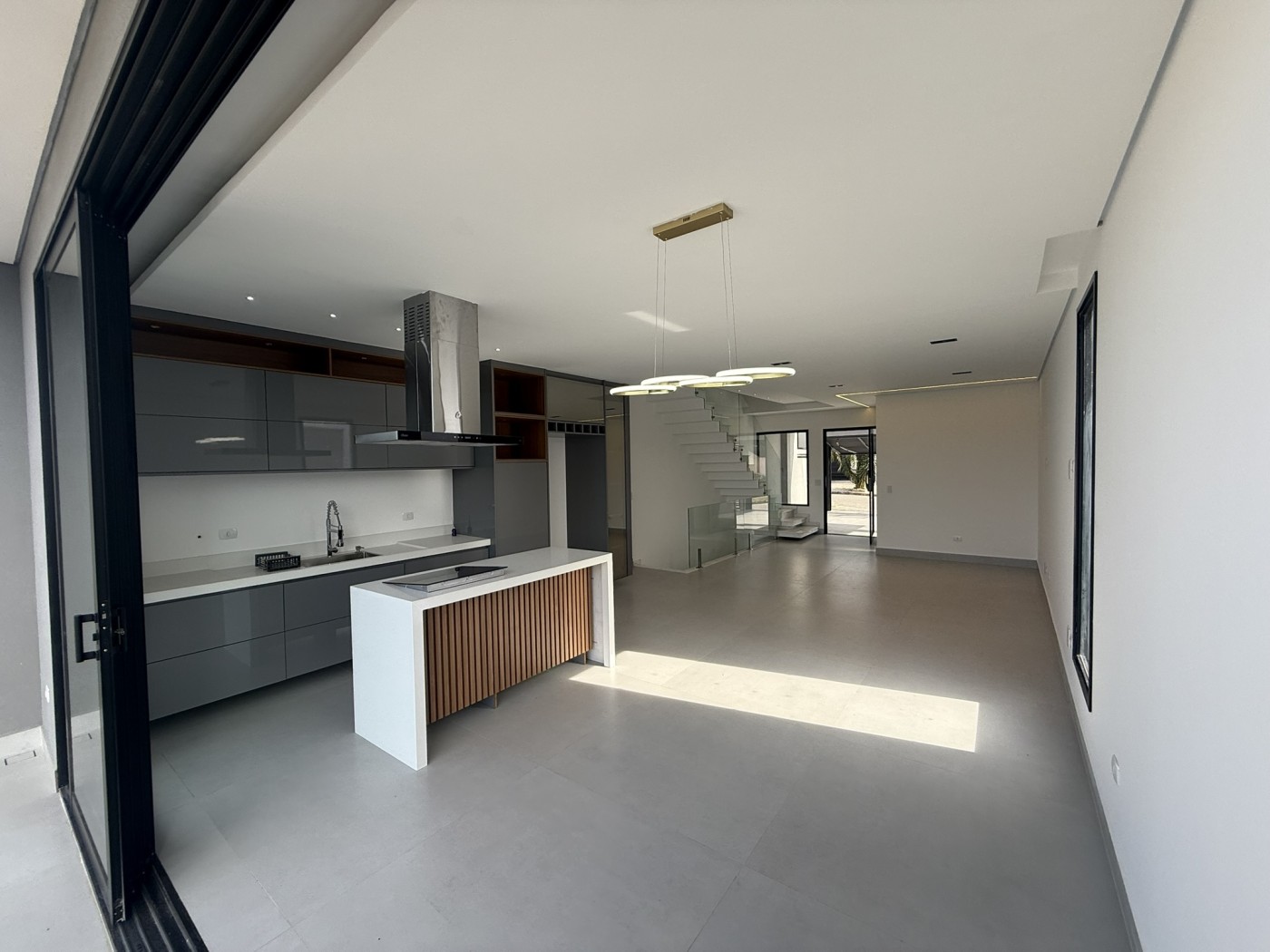 Casa à venda com 3 quartos, 215m² - Foto 11
