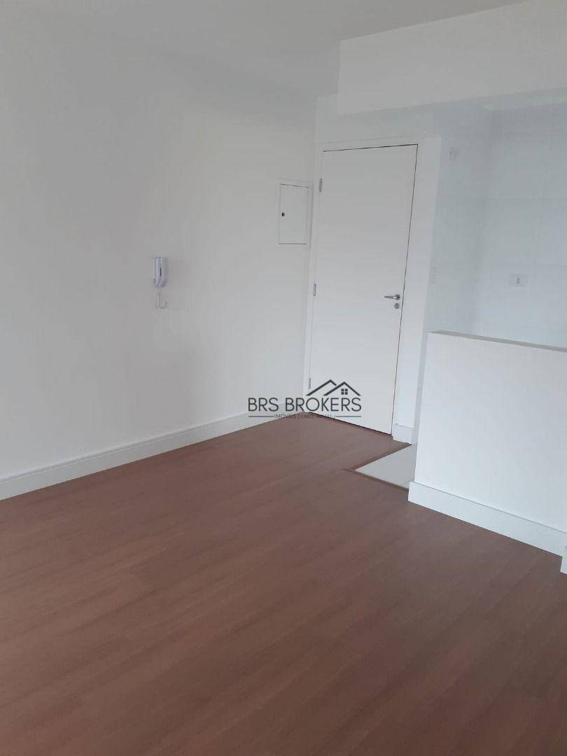 Apartamento à venda com 2 quartos, 45m² - Foto 10