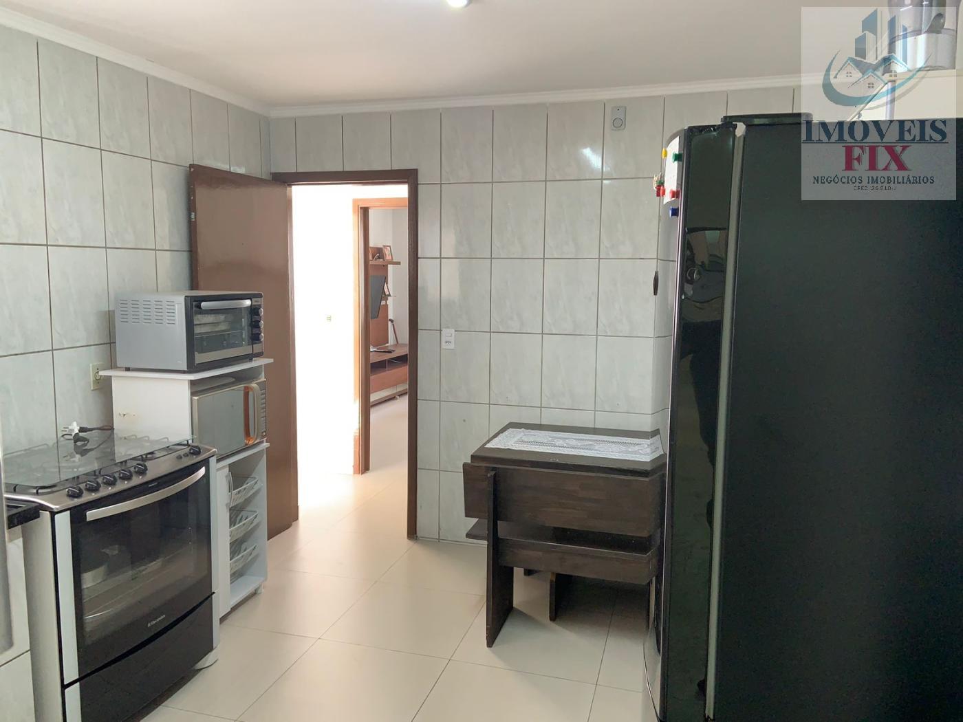 Casa à venda com 3 quartos, 149m² - Foto 5