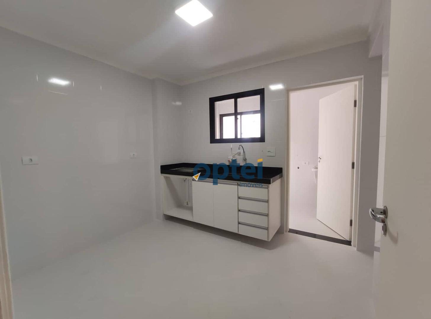 Apartamento à venda com 3 quartos, 102m² - Foto 4