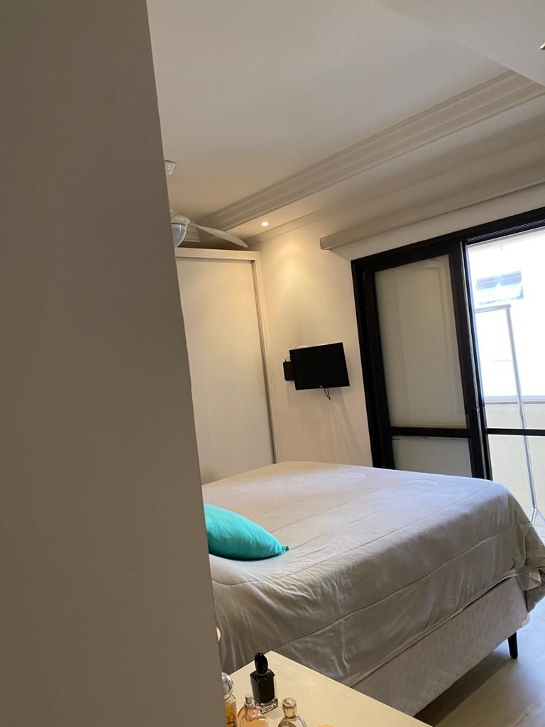 Apartamento à venda com 3 quartos, 160m² - Foto 17