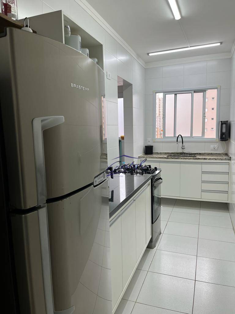 Apartamento à venda com 2 quartos, 80m² - Foto 12