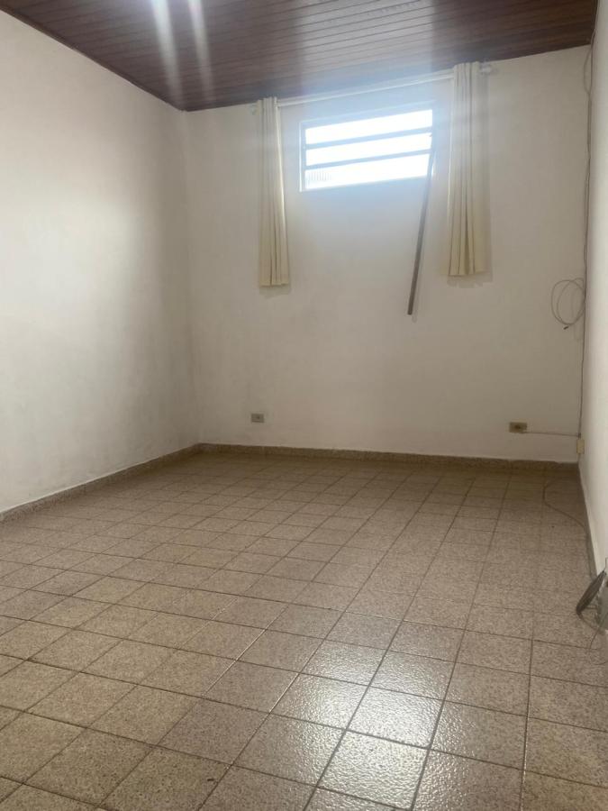 Casa para alugar com 1 quarto, 54m² - Foto 7