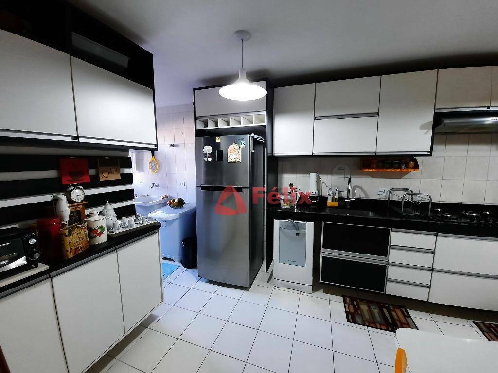 Apartamento à venda com 3 quartos, 125m² - Foto 5