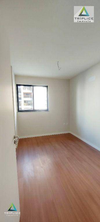 Apartamento à venda com 3 quartos, 140m² - Foto 23