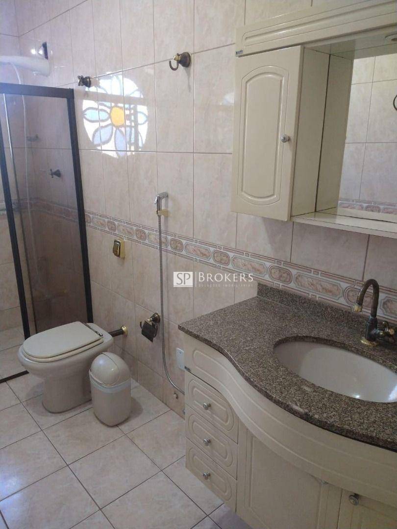 Sobrado à venda e aluguel com 4 quartos, 233m² - Foto 24