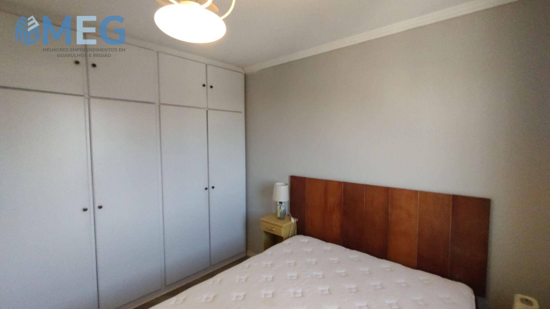 Apartamento para alugar com 3 quartos, 83m² - Foto 9