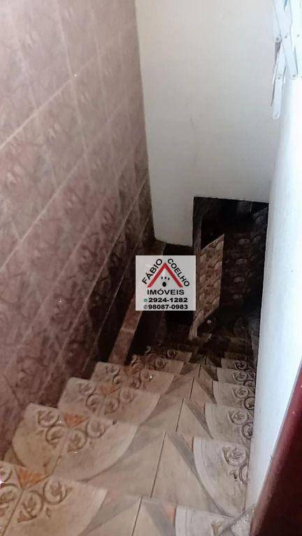 Sobrado à venda com 2 quartos, 200m² - Foto 4