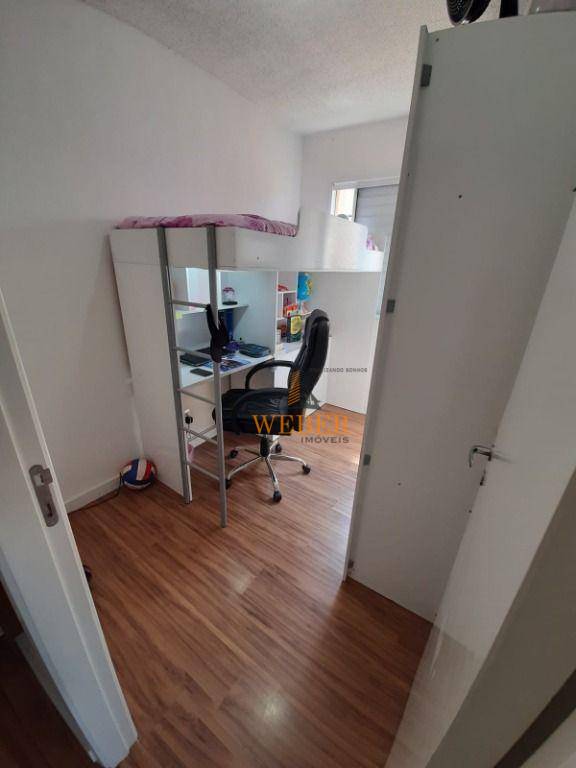 Apartamento à venda com 3 quartos, 74m² - Foto 18