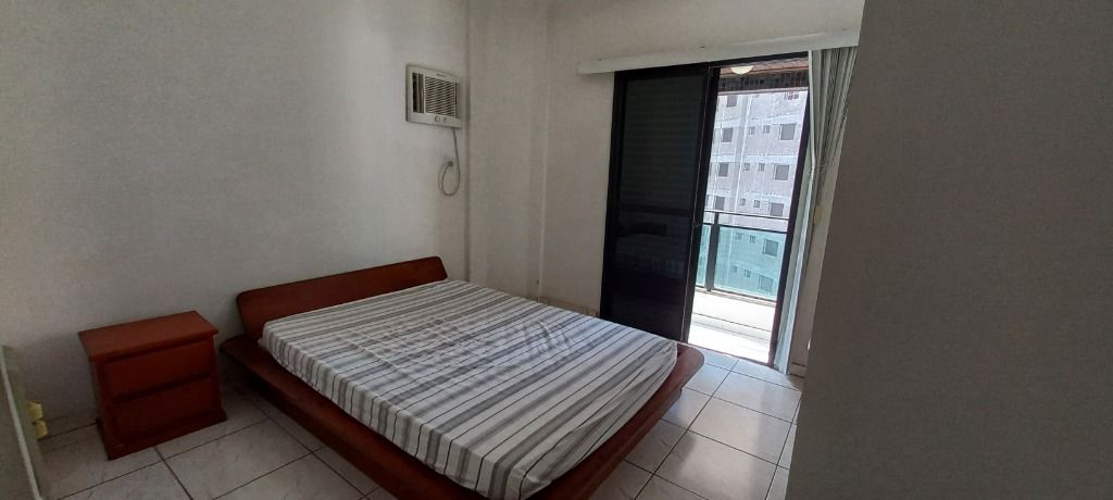 Apartamento para alugar com 2 quartos, 107m² - Foto 6