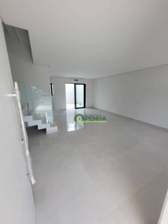 Sobrado à venda com 3 quartos, 205m² - Foto 4