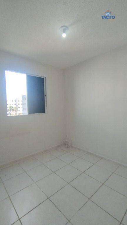 Apartamento à venda com 2 quartos, 44m² - Foto 3