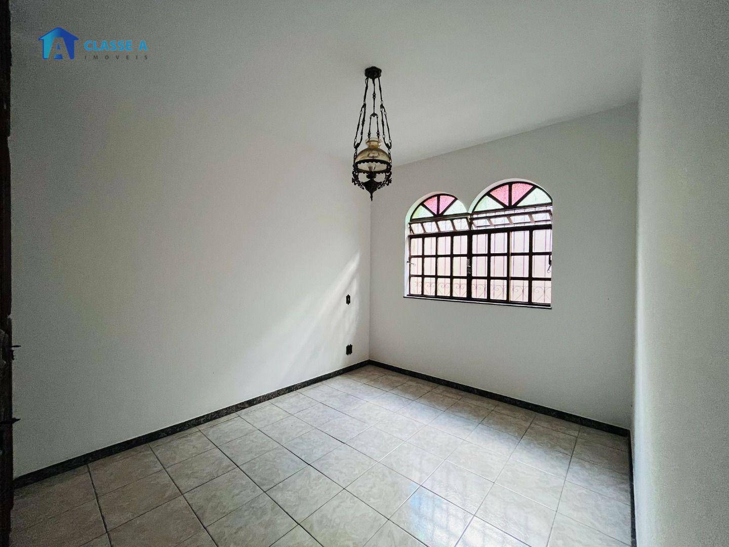 Casa à venda com 5 quartos, 360m² - Foto 8