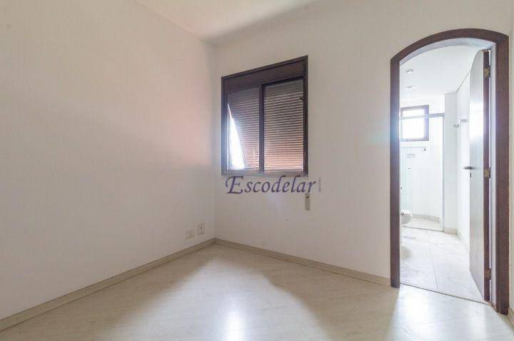 Apartamento à venda com 3 quartos, 238m² - Foto 10