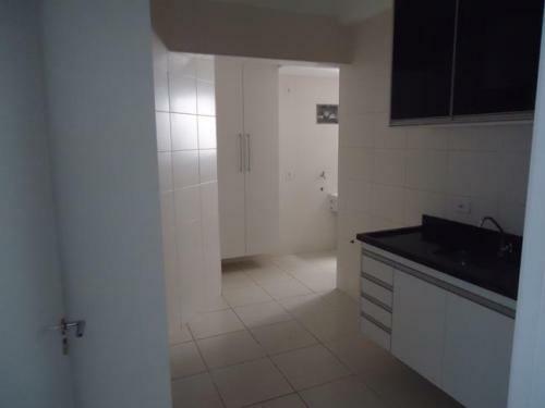 Apartamento à venda com 3 quartos, 86m² - Foto 9