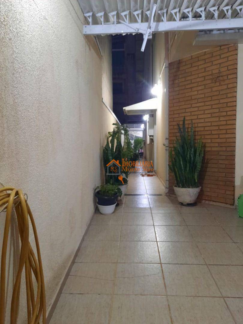 Sobrado à venda com 3 quartos, 124m² - Foto 4