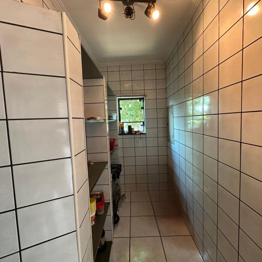 Casa à venda com 3 quartos, 389M2 - Foto 16