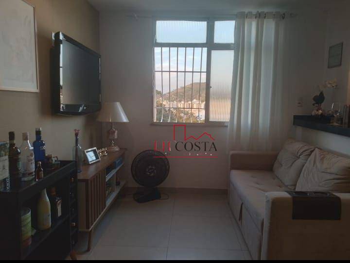 Apartamento à venda com 2 quartos, 60m² - Foto 5