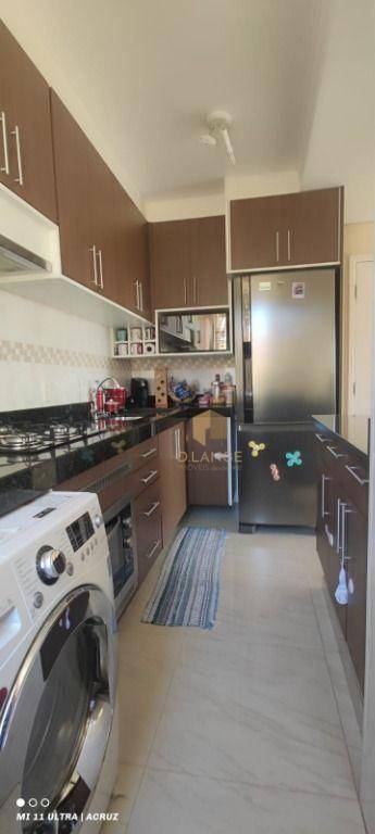 Apartamento à venda com 3 quartos, 55m² - Foto 2