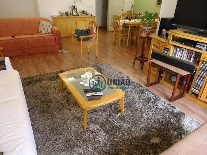 Apartamento à venda com 4 quartos, 190m² - Foto 3