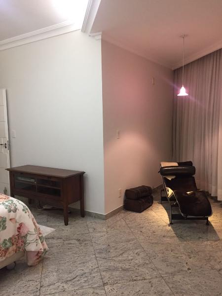 Apartamento à venda com 4 quartos, 250m² - Foto 25