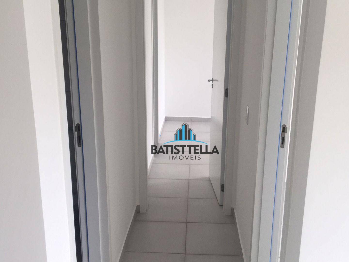 Apartamento à venda com 2 quartos, 60m² - Foto 31