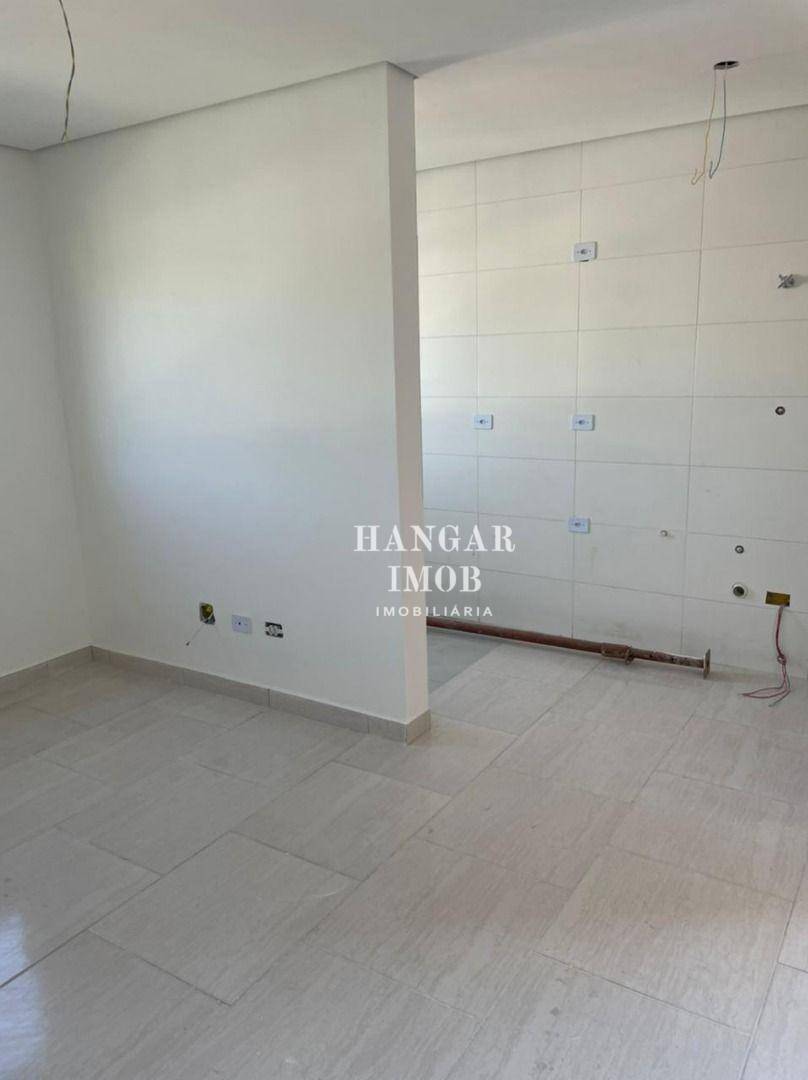 Apartamento à venda com 2 quartos, 40m² - Foto 5