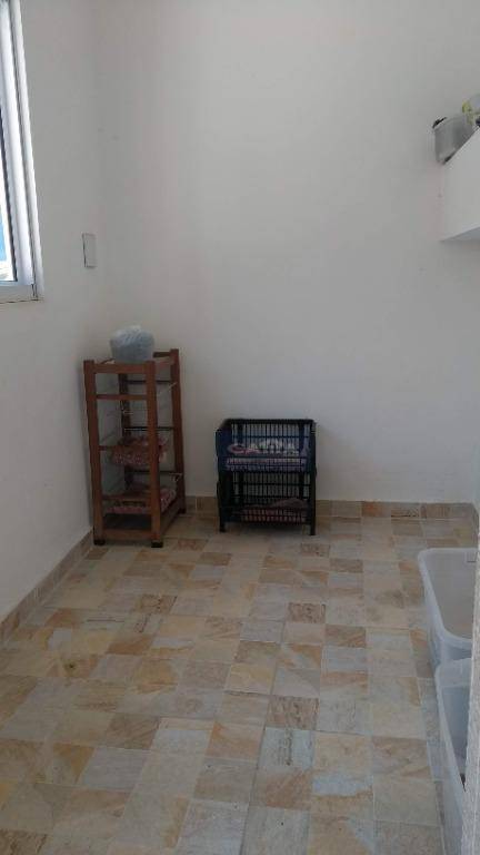 Sobrado à venda com 4 quartos, 300m² - Foto 44