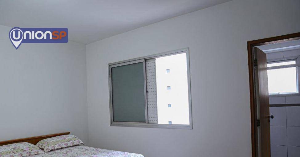 Apartamento à venda com 3 quartos, 200m² - Foto 7