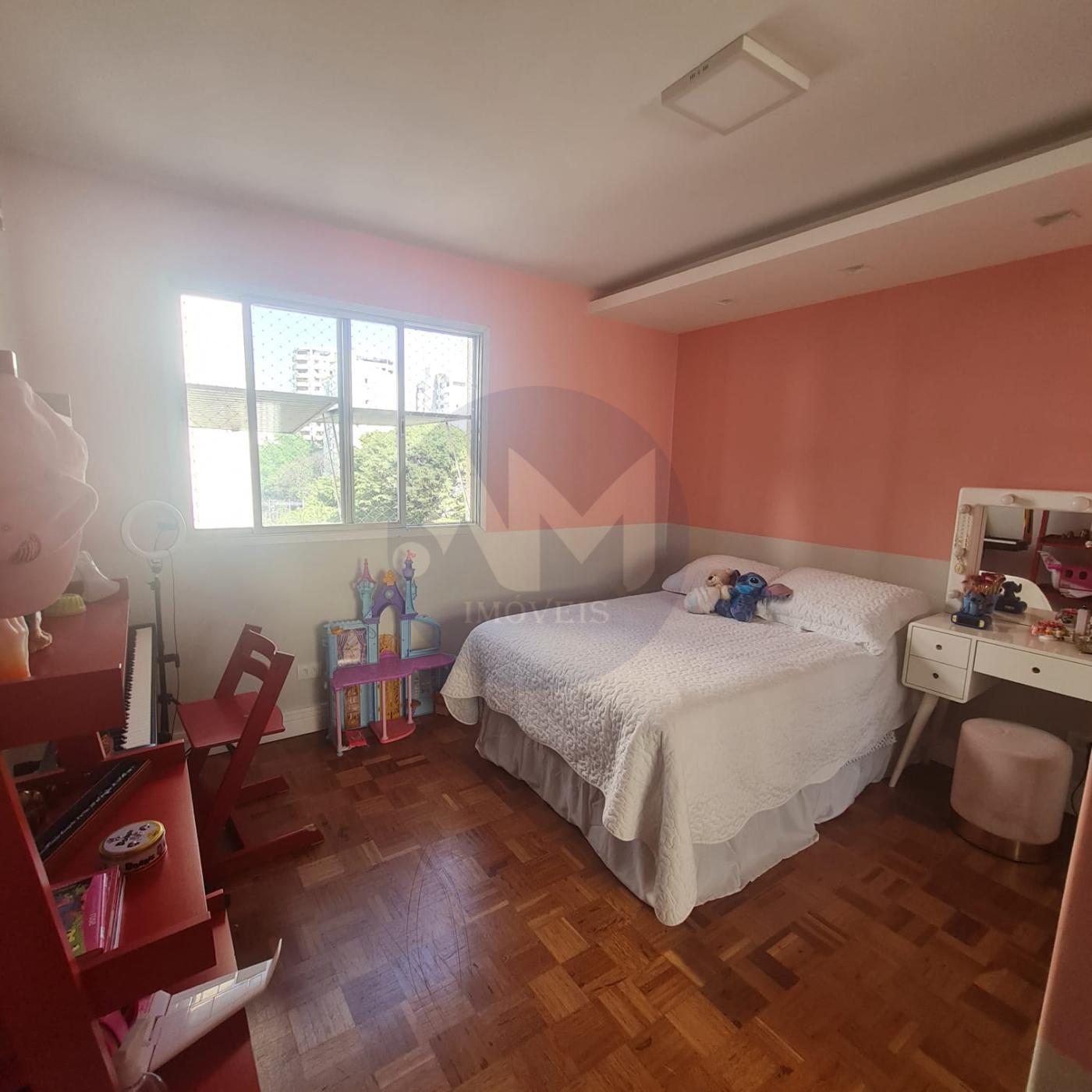 Apartamento à venda com 3 quartos, 125m² - Foto 17