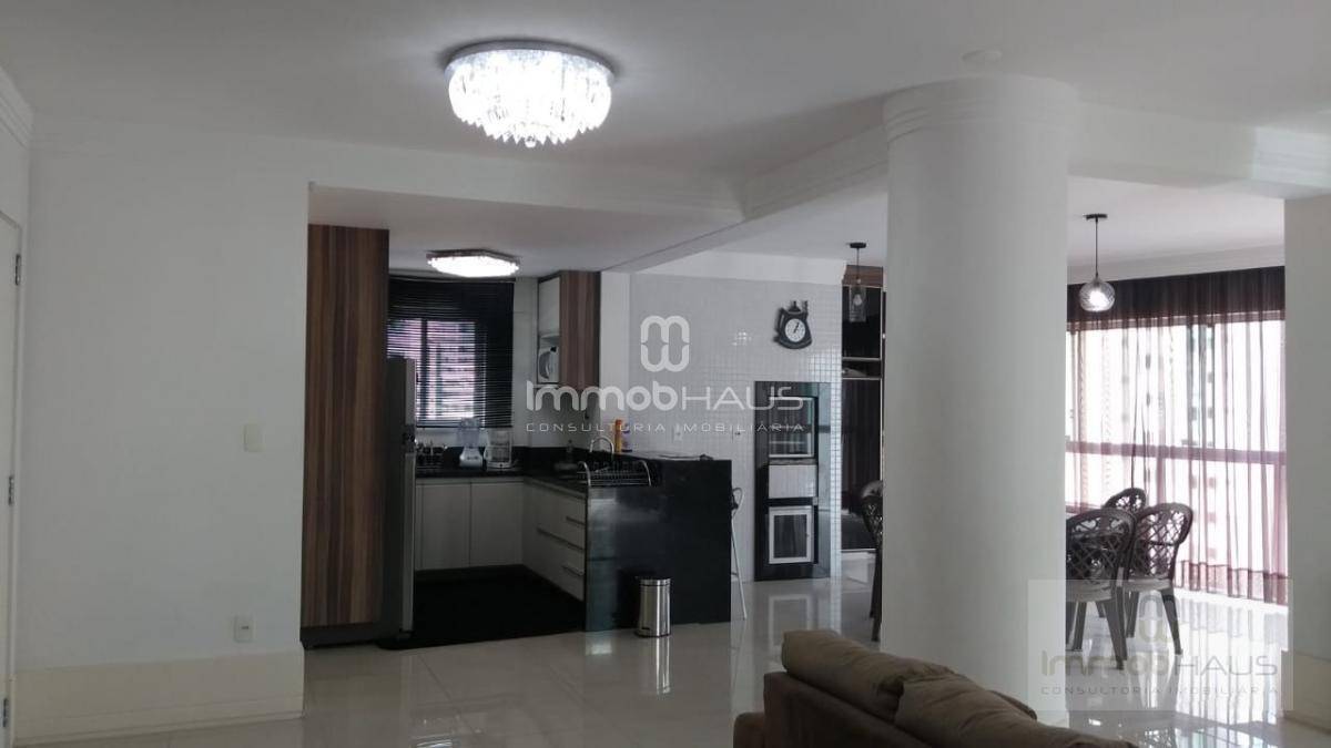 Apartamento à venda com 3 quartos, 132m² - Foto 31