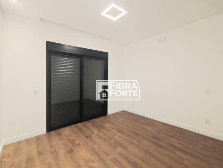 Casa de Condomínio à venda com 3 quartos, 240m² - Foto 11