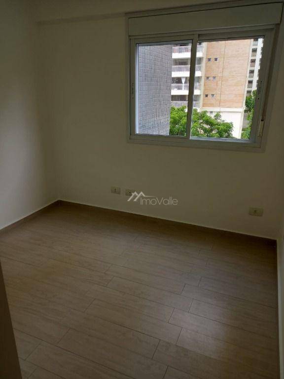 Apartamento para alugar com 2 quartos, 79m² - Foto 11