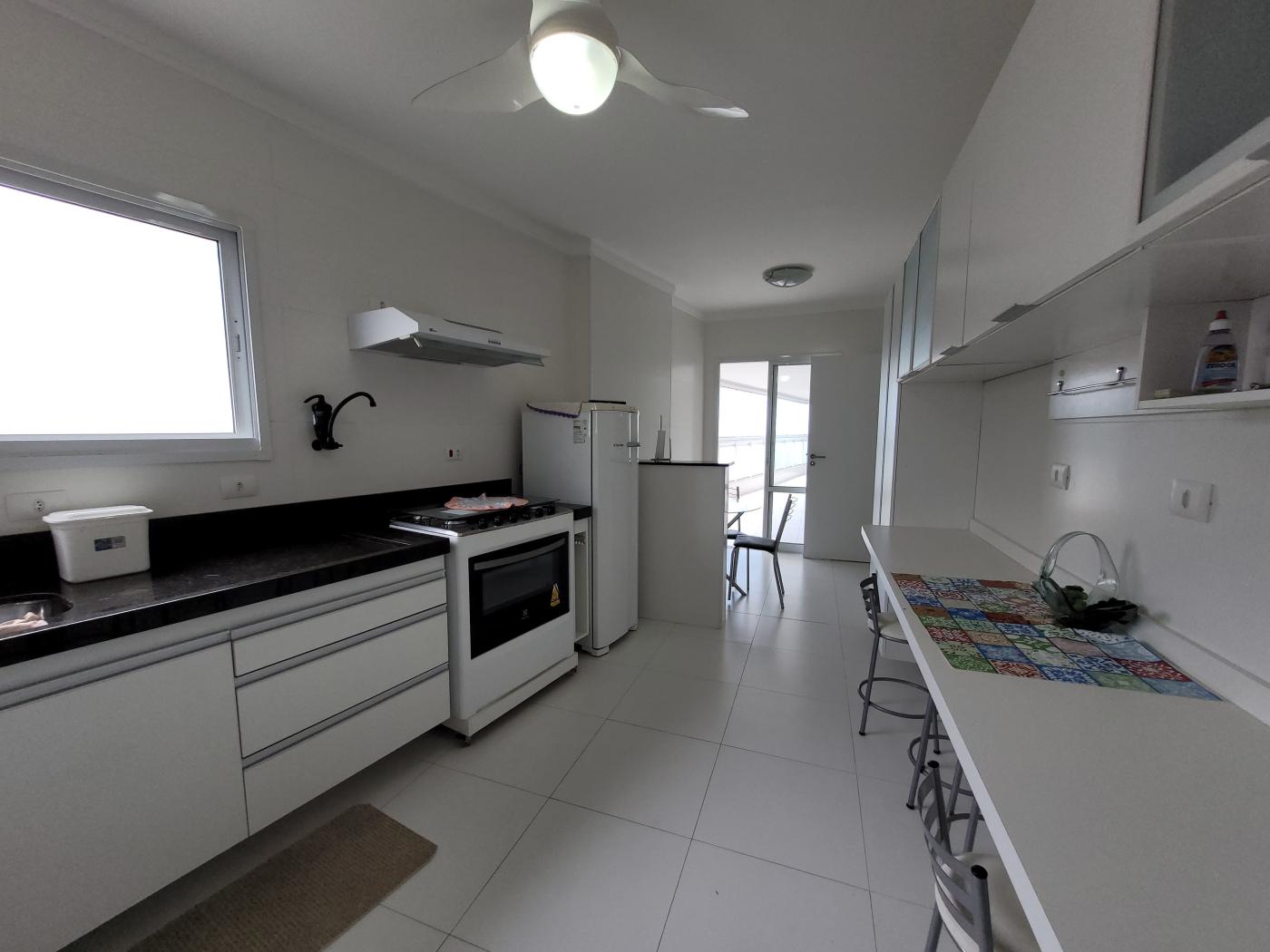 Apartamento à venda com 4 quartos, 214m² - Foto 15