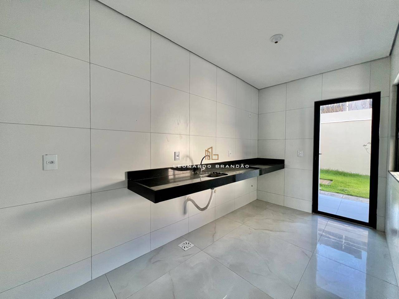 Casa à venda com 4 quartos, 162m² - Foto 7