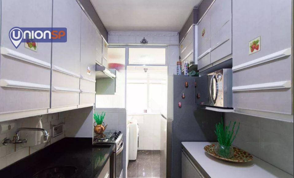 Apartamento à venda com 2 quartos, 62m² - Foto 8