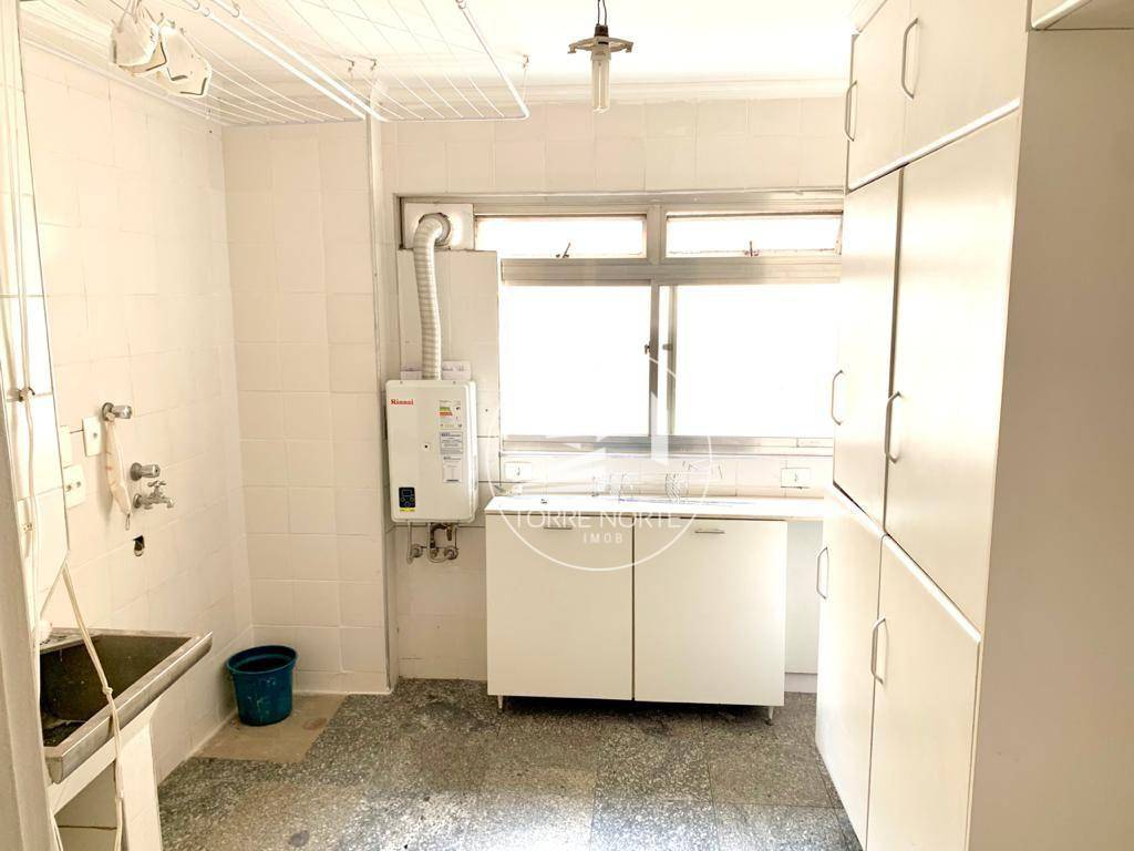 Apartamento para alugar com 4 quartos, 241m² - Foto 8