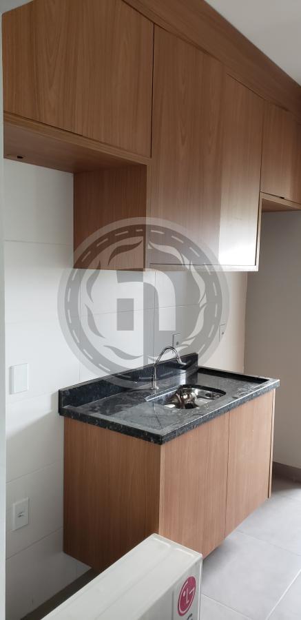 Apartamento à venda com 3 quartos, 82m² - Foto 2