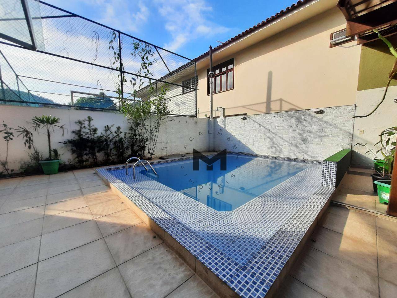 Casa à venda com 4 quartos, 260m² - Foto 31