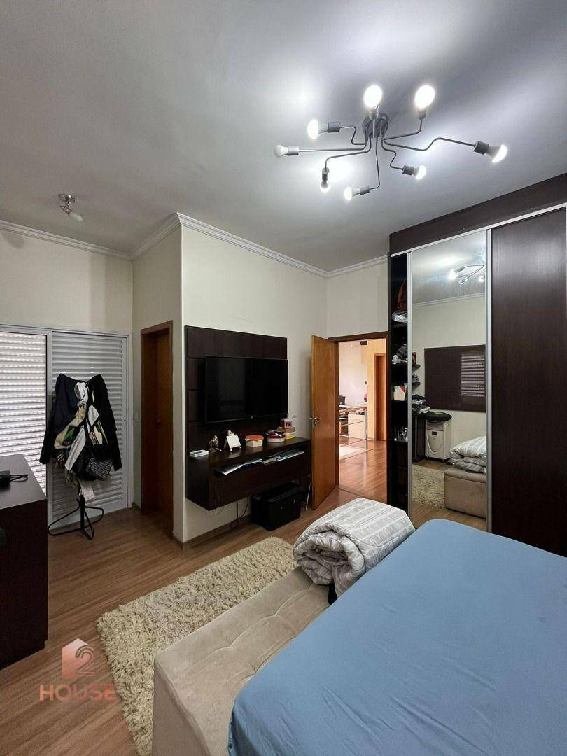 Casa de Condomínio à venda com 3 quartos, 230m² - Foto 12