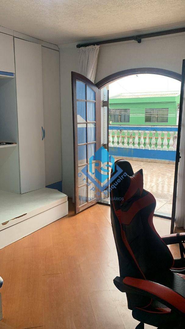 Sobrado à venda com 2 quartos, 150m² - Foto 18