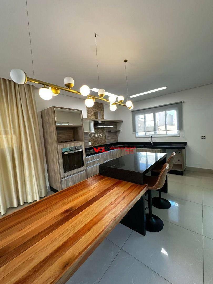 Sobrado à venda e aluguel com 4 quartos, 345m² - Foto 6